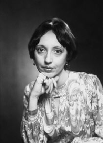 نویسندگان بزرگ جهان,پرفروش ترین نویسنده معاصر نویسندگان بزرگ جهان,پرفروش ترین نویسنده معاصر
