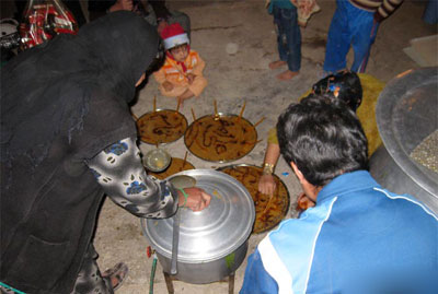 آئیین نذری روستای نظرآقا،فرهنگ زندگی ماه محرم, نذری دادن به عزاداران امام حسین