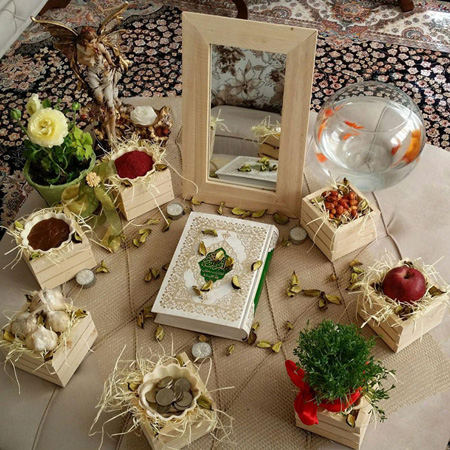 انواع سفره های شب عید،مدل تزیین سفره هفت سین سفره هفت سین, عکس های سفره هفت سین