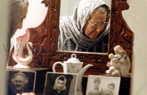 مروری بر تکراری ترین کلیشه های سینمای جهان مروری بر تکراری ترین کلیشه های سینمای جهان