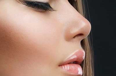 کوچک کردن بینی بدون عمل جراحی،راه های کوچک کردن بینی کوچک کردن بینی با ارایش