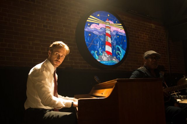 http://moviemag.ir/images/newsread/1395/09/21/iI1481413568.jpg