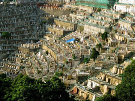 قبرستان,دیدنی های هنگ کنگ,عجایب گردشگری قبرستان,دیدنی های هنگ کنگ,عجایب گردشگری