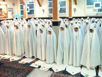 قیام در نماز,فلسفه قیام در نماز, نماز,احکام نماز قیام در نماز,فلسفه قیام در نماز, نماز,احکام نماز