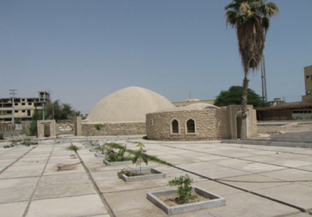 عمارت کلاهفرنگی برکههای باران