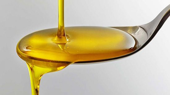بهترین روغنهای گیاهی برای پوست سر بهترین روغنهای گیاهی برای پوست سر
