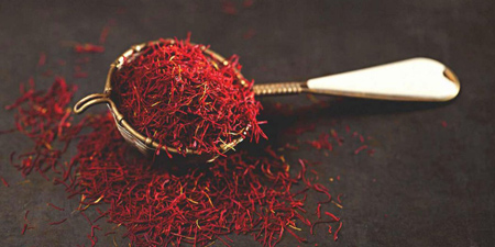 کاربردهای متفاوت زعفران،مهمترین خواص زعفران نکته هایی برای استفاده از زعفران, خواص و مضرات زعفران