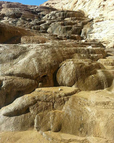 سنگآبهای ندوشن در میبد،سنگ آبهای ندوشن سنگاب اشنیز ندوشن,عکس سنگاب اشنیز ندوشن