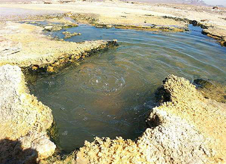 سنگآبهای ندوشن در میبد،سنگ آبهای ندوشن سنگاب اشنیز ندوشن,عکس سنگاب اشنیز ندوشن