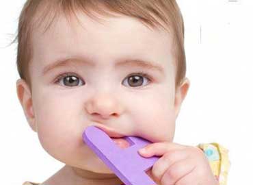 چرا بچه‌ها موقع دندان درآوردن تب مي‌کنند؟, نوزادان
