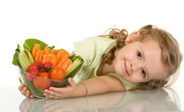 این توصیه ها به شما در غذا خوردن کودک کمک می کند, فرزندان