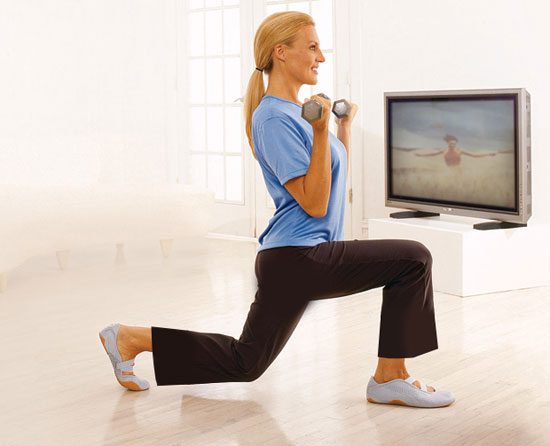 در حال تماشای تلویزیون به بدن خود فرم دهید, دانستنی ها و تمرین های ورزشی