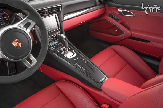 فرزند باکلاس AMG در محاصره اشرار خیابانی! فرزند باکلاس AMG در محاصره اشرار خیابانی!