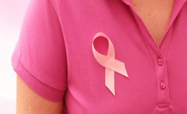 علائم اولیه ی سرطان سینه را جدی بگیرید, زنان