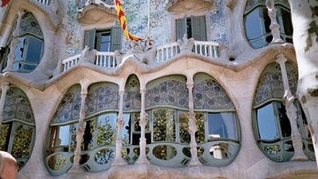 شاهکار معماری دنیا در اسپانیا !, گردشگری