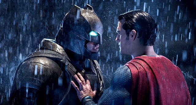 نقد و بررسی فیلم بتمن علیه سوپرمن : طلوع عدالت ( Batman v Superman: Dawn of Justice ), سینما