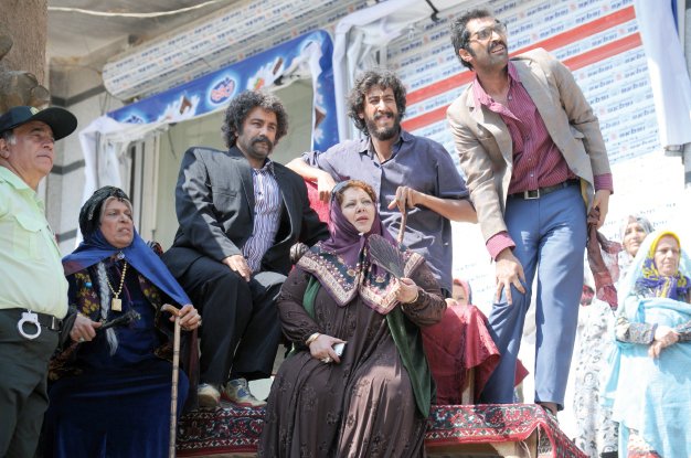 http://moviemag.ir/images/newsread/1394/04/31/wA1437541466.jpg