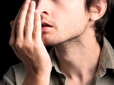 7 دلیل غیر منتظره که باعث بوی بد دهان می شوند, بیماری و راه درمان