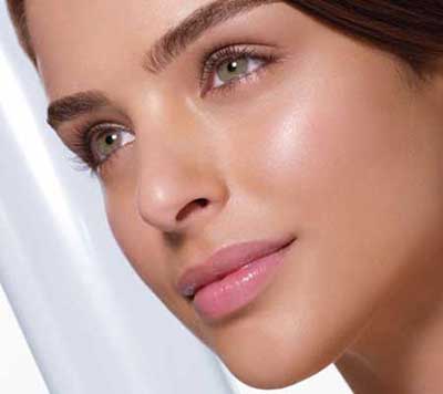 لب های خوش رنگ،براق شدن لب روشن تر شدن لب ها