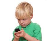 خطرات گوشی موبایل برای بچه ها, بچه, بچه داری, تربیت فرزندان, فرزند, فرزندان, کودک, کودکیاری, نکات تربیتی