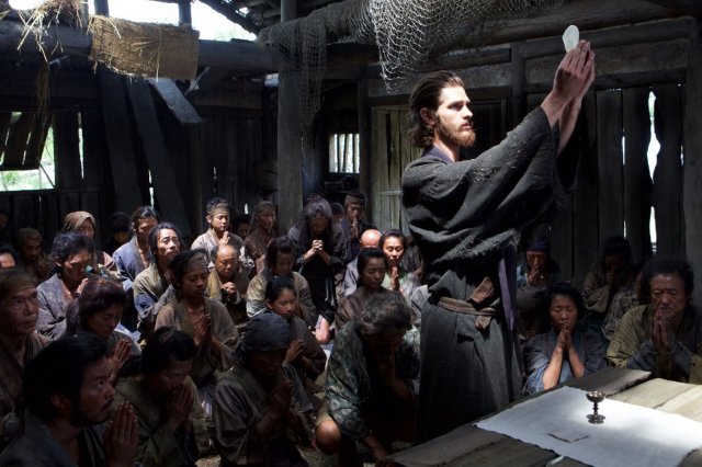 http://moviemag.ir/images/newsread/1395/10/04/qY1482541688.jpg