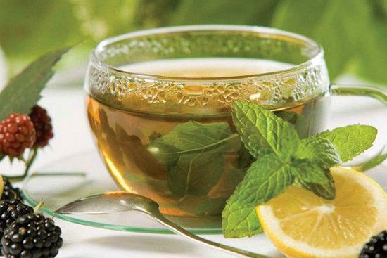 هفت نوشیدنی داغ برای مهمونی های روزهای سرد هفت نوشیدنی داغ برای مهمونی های روزهای سرد