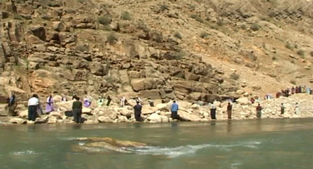 رسم و آئین قدیمی، رسوم مردم کردستان افسانه های کردستان , دف نوازی زنان