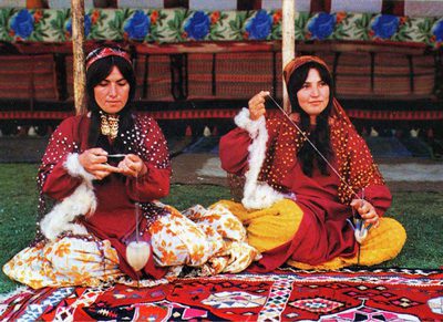 فرش لرستان ، فرش خرم آباد تاریخچه فرش لرستان , آشنایی با فرش لرستان