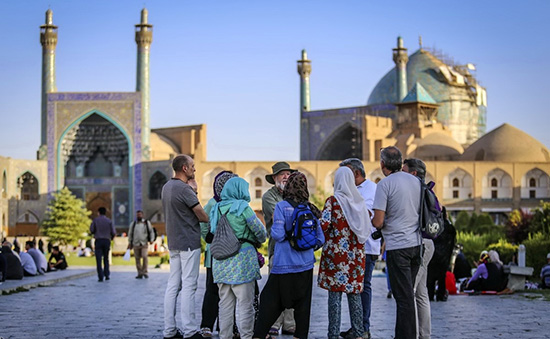 ایران مقصدی گرانتر از اروپا و آمریکا برای چینیها ایران مقصدی گرانتر از اروپا و آمریکا برای چینیها