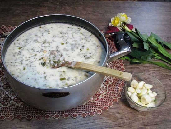 طرز تهیه آش دوغ اردبیل طرز تهیه آش دوغ اردبیل