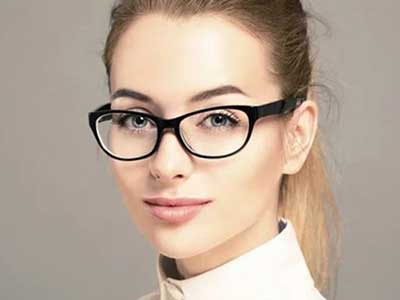 آرایش چشم برای خانم های عینکی،آرایش چشم با عینک آرایش چشم مخصوص خانم های عینکی