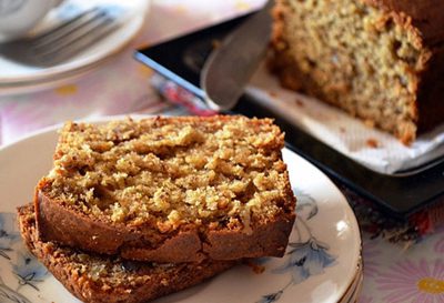 کیک گردویی،پخت کیک گردویی طرز تهیه کیک گردویی,درست کردن کیک گردویی
