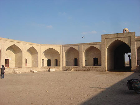 کاروانسرای مرنجاب دیدنی های اصفهان