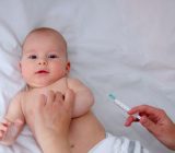 راههایی برای درمان کاهش درد واکسن نوزاد, بچه, فرزند, فرزندان, کودک, کودکان