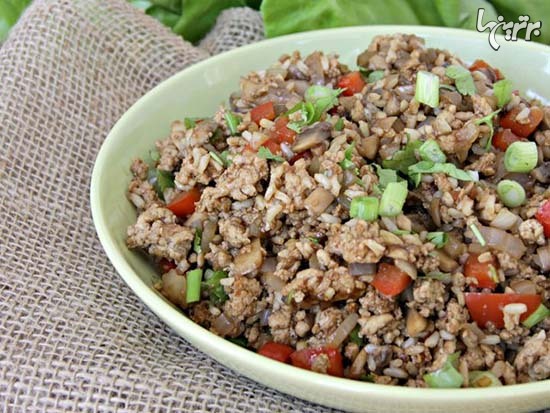 کاهوپیچ بوقلمون؛ یک غذای سالم و خوشمزه کاهوپیچ بوقلمون؛ یک غذای سالم و خوشمزه