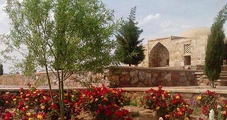 امکانات آب گرم ورتون چشمه آب گرم ورتون,چشمه آب گرم ورتون اصفهان,چشمه ورتون