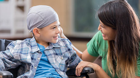 رفتار با کودکان سرطانی,طرز رفتار با کودکان سرطانی,رفتار والدین با کودکان سرطانی