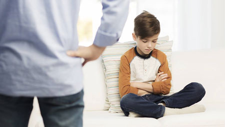 رفتار با کودک کودک 8 ساله,8 سالگی کودک,نحوه ی رفتار با کودک 8 ساله